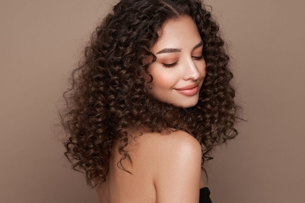 hvordan få krøllene til å holde